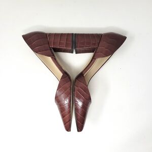 Elegant Brown Crocodile Pattern Women's Shoes